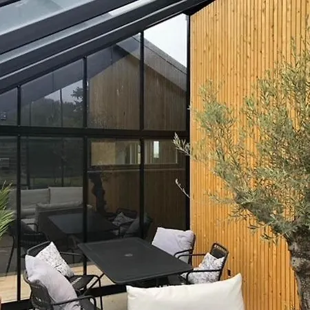 Newly Built Summer House With Sea View ハザスレウ