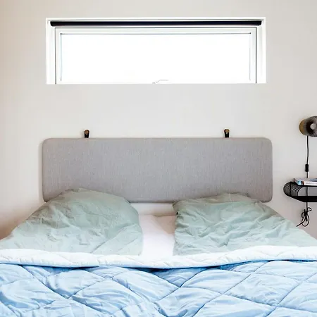 Дом отдыха Newly Built Summer House With Sea View Хадерслев