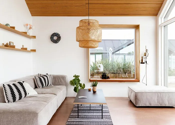 Vakantiehuis Newly Built Summer House With Sea View